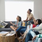 Tipos de sofás para recibir amigos en casa